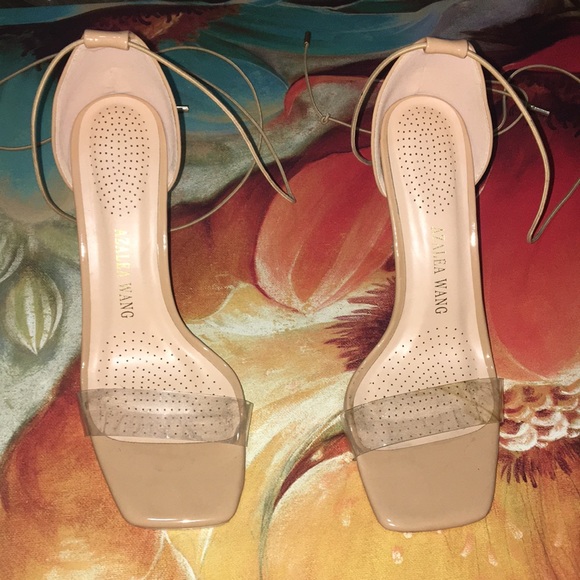 Azalea Wang high heels - Picture 2 of 3